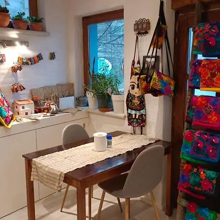 Gaestehaus Kleine Muehle بيت ضيافة 2*